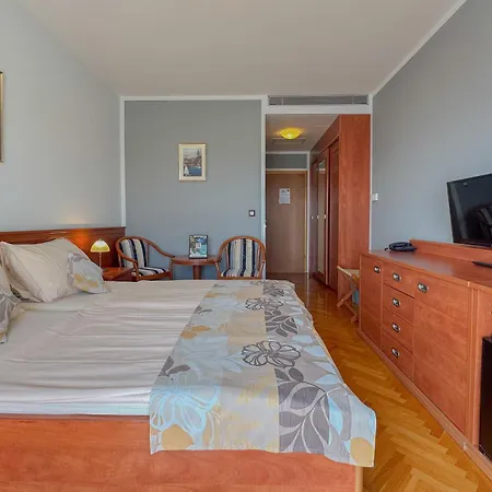 Bed and Breakfast Dorijini Dvori