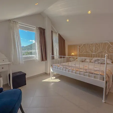 Bed and Breakfast Dorijini Dvori Baška Voda