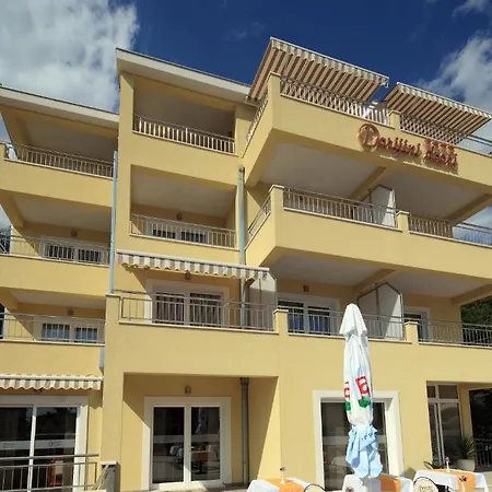 Bed and Breakfast Dorijini Dvori