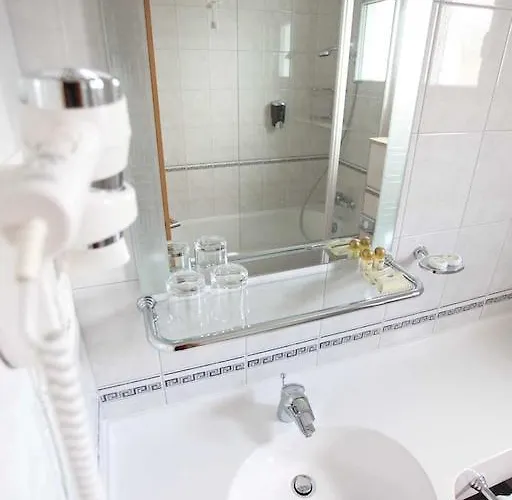 Dorijini Dvori B&B 바스카보다