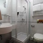 Dorijini Dvori 4*