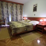 Bed & Breakfast Dorijini Dvori Baška Voda