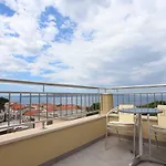 Dorijini Dvori Bed & Breakfast