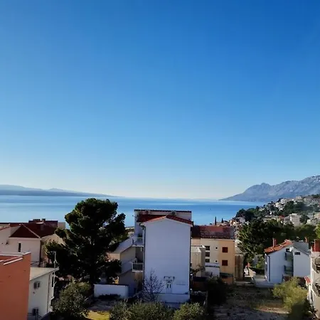 Dorijini Dvori Bed & Breakfast 4*