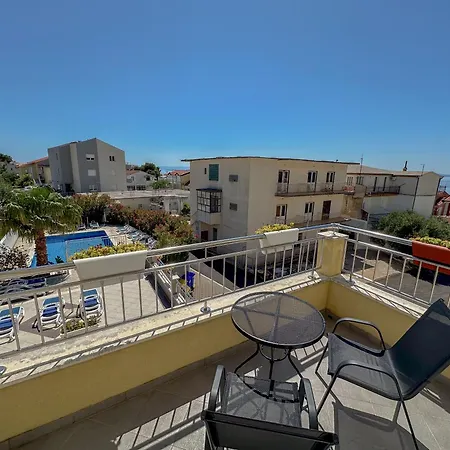 Dorijini Dvori 4* Baška Voda