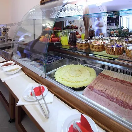 Dorijini Dvori 4* Baška Voda